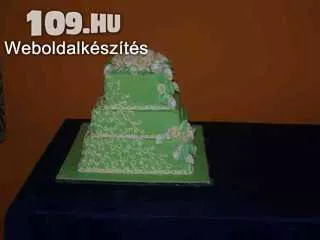 Marcipán esküvői torta 3 emeletes